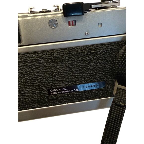 Canon Canonet QL17 G-III Film Camera w/40mm f1.7 Lens - Untested - Picture 5 of 8